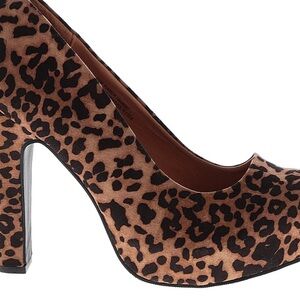 Torrid Leopard Faux Leather High Heel Platform Pump Size 13 WW